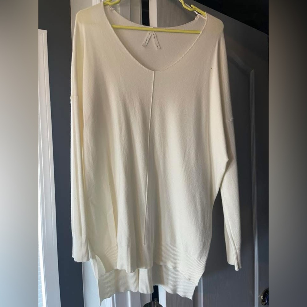 Apricot Lane Cream V-Neck Sweater